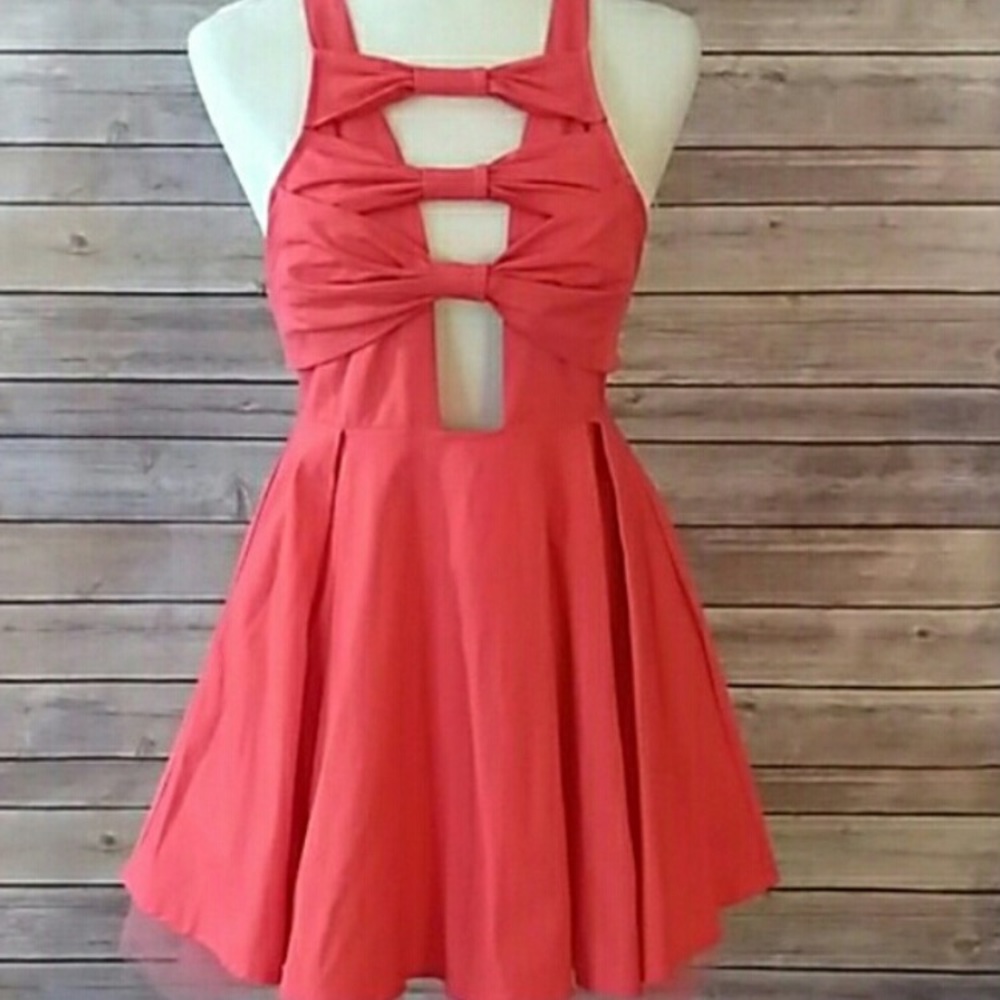 Nasty Gal 3 Bow Open Front/back Skater Dress